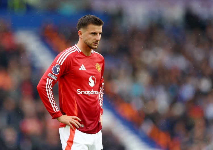 曼聯(lián)最水7號(hào)??芒特6420萬(wàn)加盟1年半1球1助，首發(fā)踢13分鐘又傷了